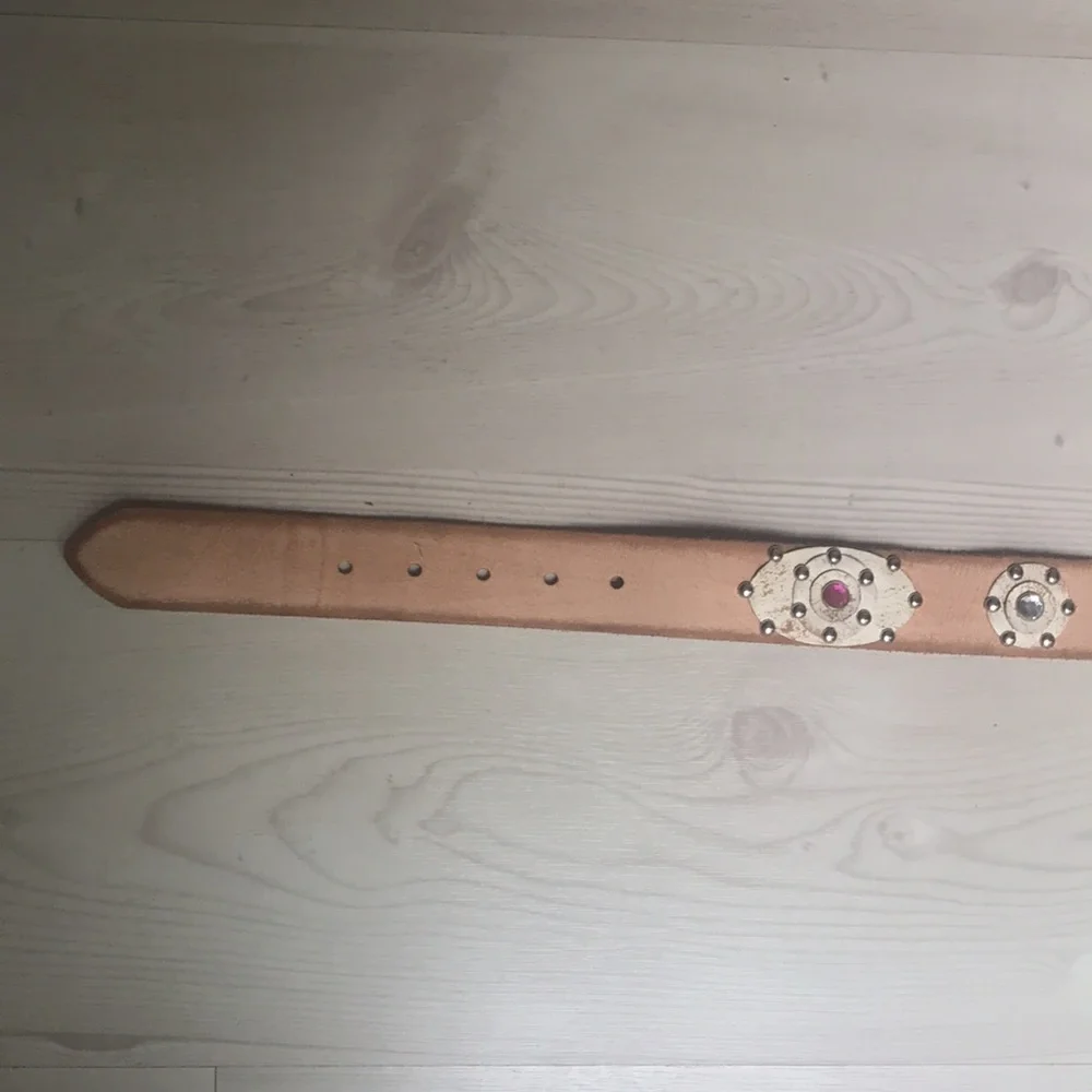 Linea Pelle Studded Leather Belt Y2K Western Boho Hippie Solid Brass